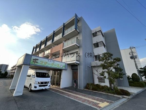 建物外観　エレベーターあり！