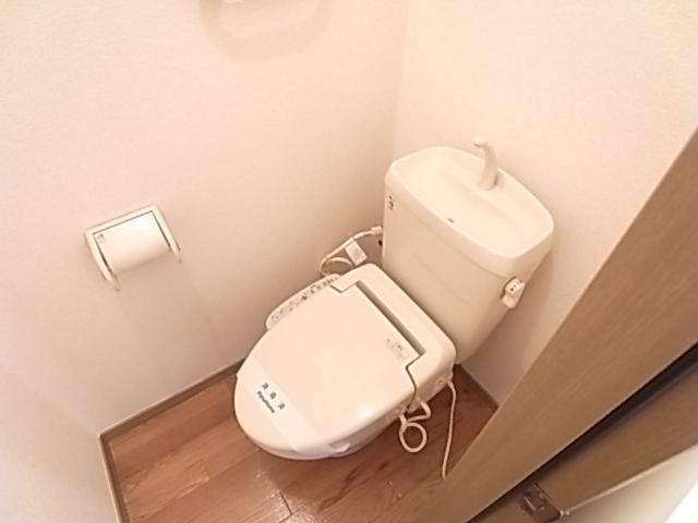 トイレ　シンプルで使いやすいトイレです