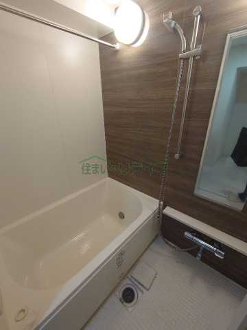 バス・シャワールーム　別部屋参考写真