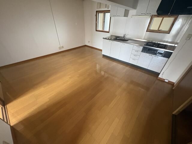 木下マンションの居間写真