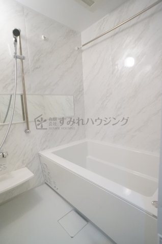 バス・シャワールーム　参考、同建物・類似反転間取りの号室