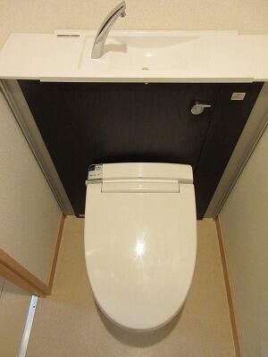 トイレ　清潔感のあるトイレです
