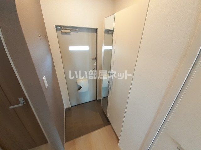 アプローズ明晴Iの玄関写真