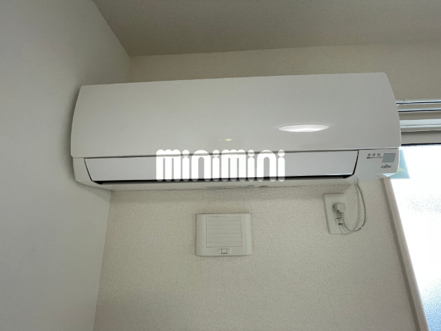 その他設備　リビングエアコン