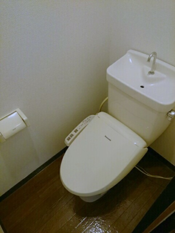 トイレ　図面と現状に相違がある場合には現状を優先