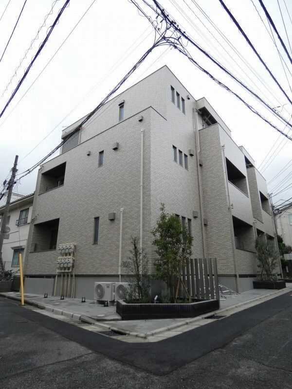 東急田園都市線 駒沢大学駅 徒歩9分 築1年