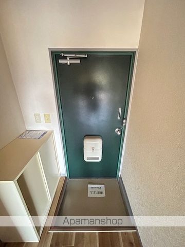 フラワーハイツの玄関写真