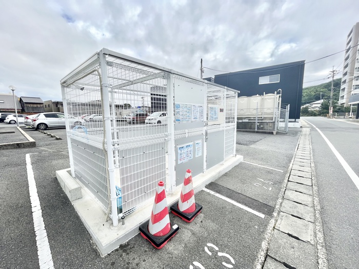 ＪＲ鹿児島本線 水巻駅 徒歩12分 10階建 築16年の外観写真