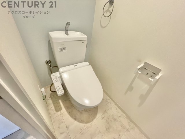 トイレ　ウォシュレット付きのトイレです♪