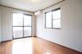 居室・リビング　２面採光なので、明るく風通しのよいお部屋です♪