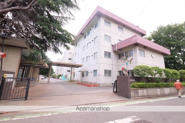 中学校　川越市立川越第一中学校（中学校）まで434m