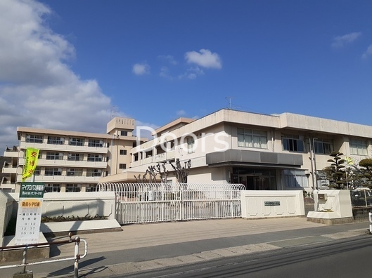 小学校　岡山市立陵南小学校（小学校）まで450m