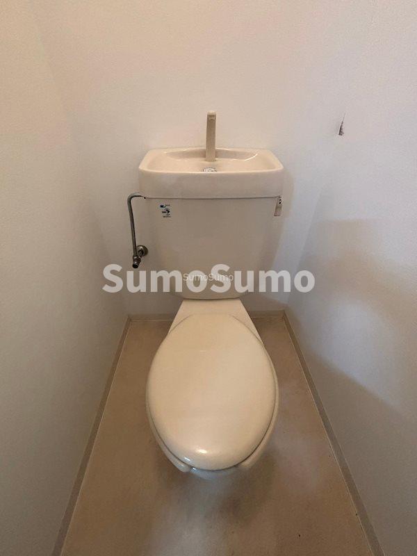 トイレ　トイレもきれいです