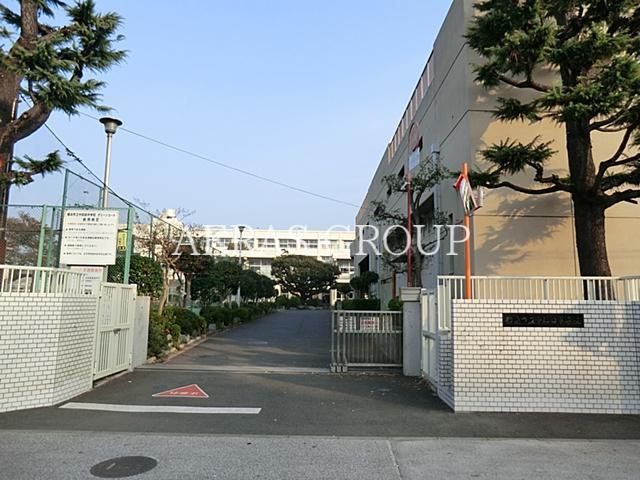 中学校　横浜市立中和田中学校（中学校）まで370m