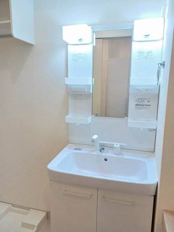 洗面設備　忙しい朝には欠かせない洗面所です