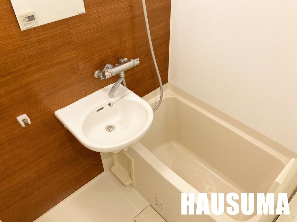 バス・シャワールーム　※他号室写真使用