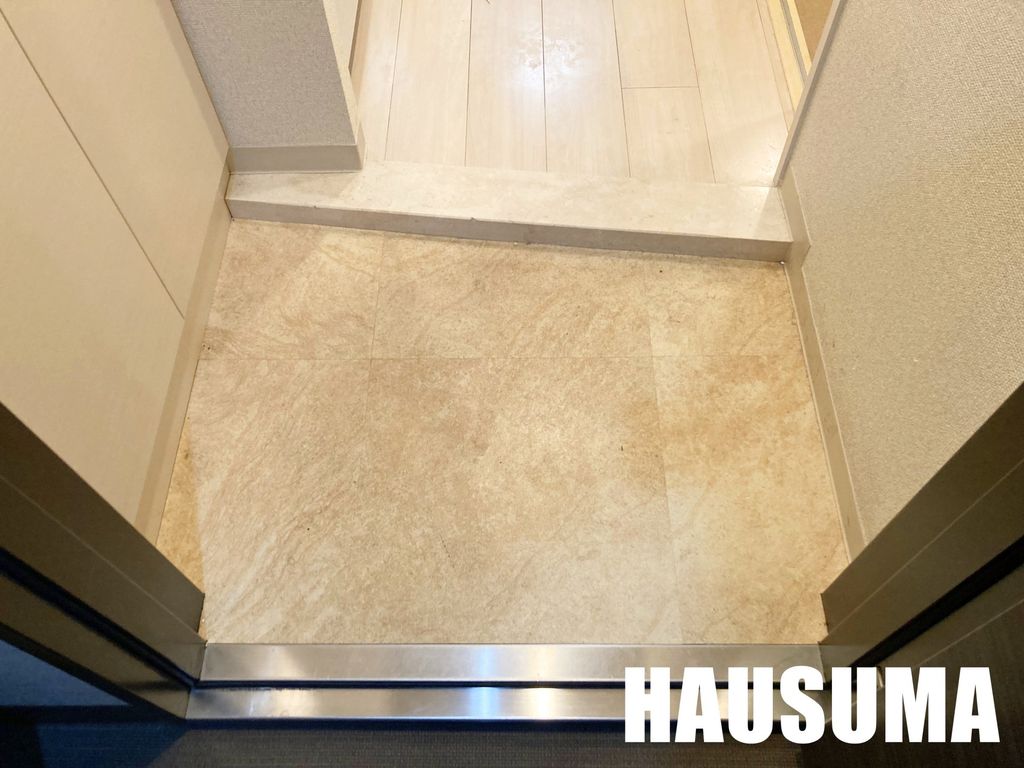 玄関　※他号室写真使用