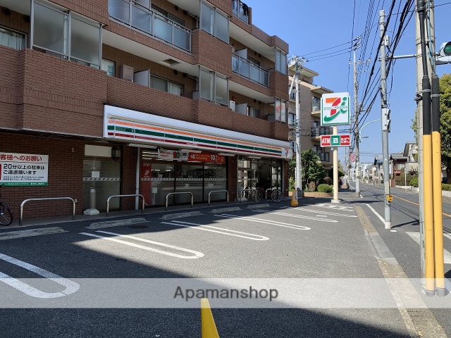 コンビニ　セブンイレブン（コンビニ）まで659m