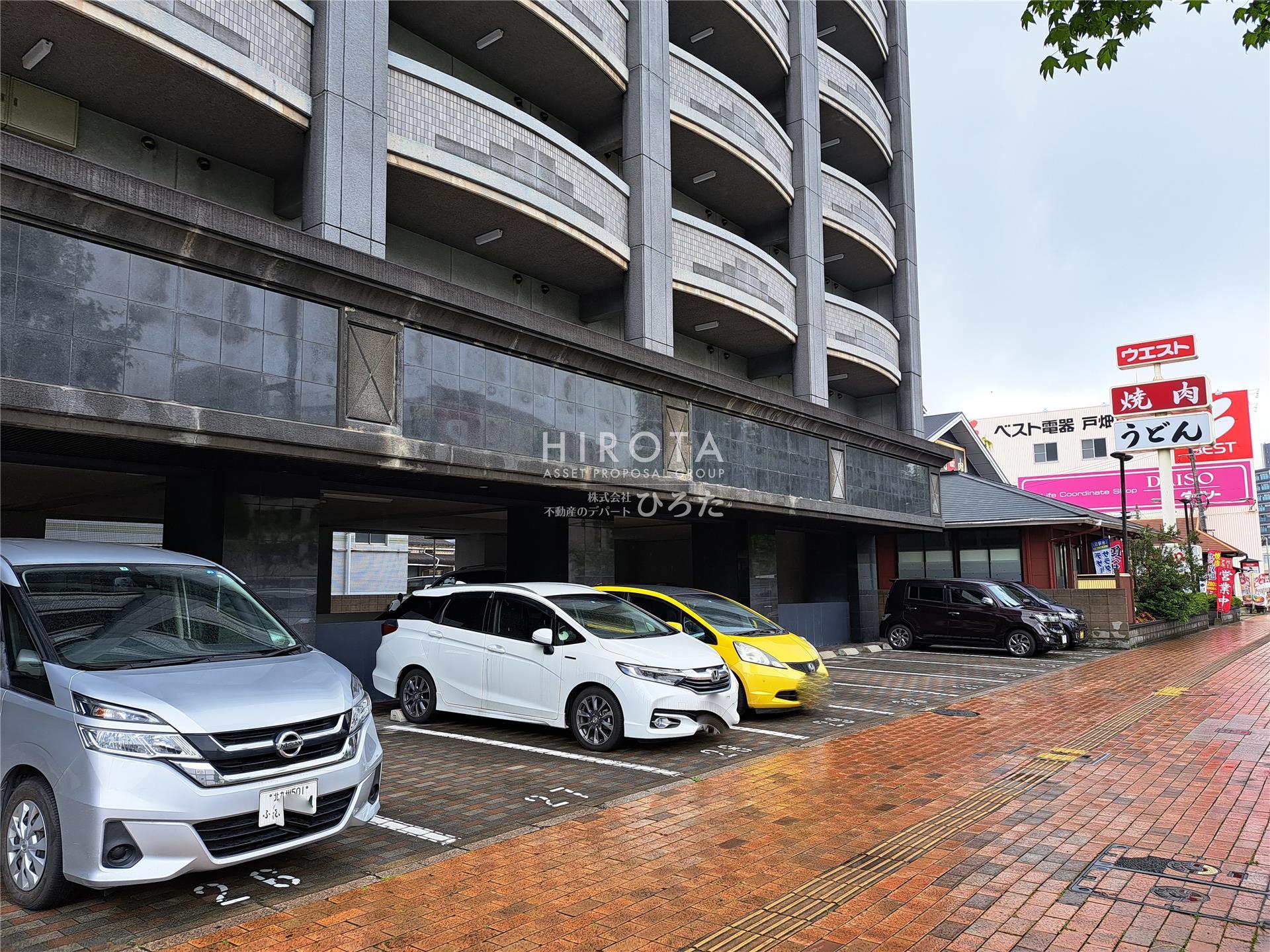 【ＲＩＳＯ初音の駐車場】