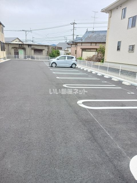 【八代市古閑中町のアパートの駐車場】