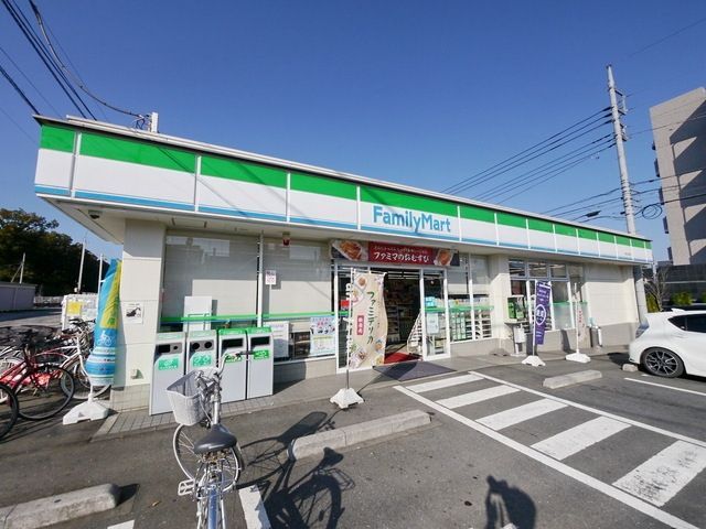 【狭山市入間川のアパートのコンビニ】