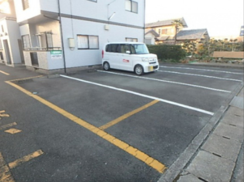 【サンライズ三方原の駐車場】