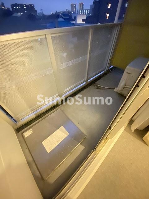 バルコニー　陽当たり良好なバルコニーです