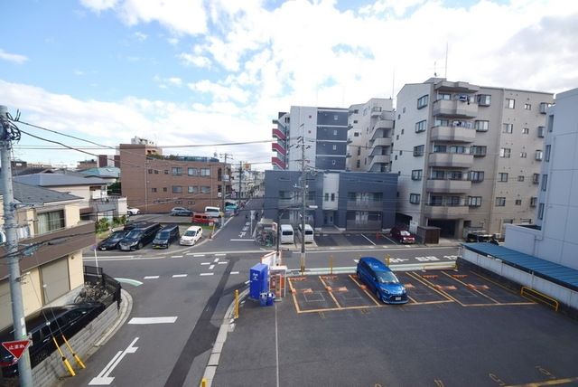 【松戸市西馬橋蔵元町のマンションの眺望】