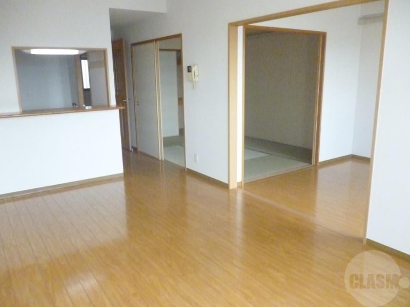 居室・リビング　１０．５帖のリビングルーム