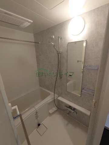 バス・シャワールーム　別部屋の参考写真です。