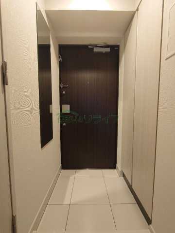 玄関　別部屋の参考写真です。