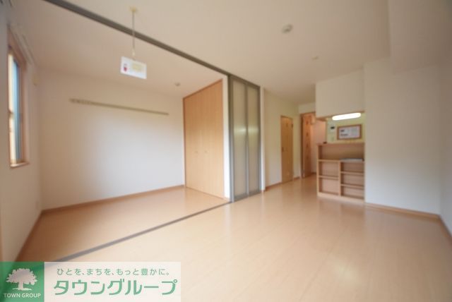 居室・リビング　現地待ち合わせ歓迎♪お問合せはタウンハウジングまで！