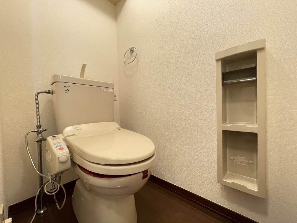 トイレ　トイレ