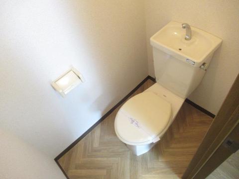 ローズコテージ弐番館　トイレ　トイレ