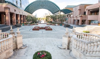 ショッピングセンター　恵比寿ガーデンプレイス（ショッピングセンター）まで290m