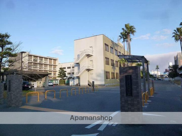 大学・短大　鹿児島大学（大学・短大）まで609m