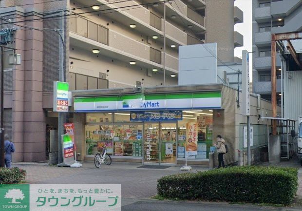 コンビニ　ファミリーマート東別院駅前店（コンビニ）まで370m