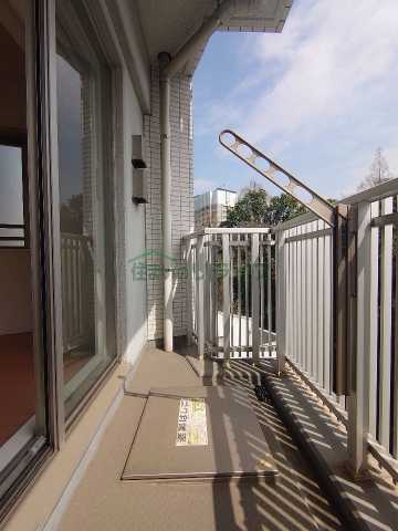 バルコニー　別のお部屋の参考写真になります。