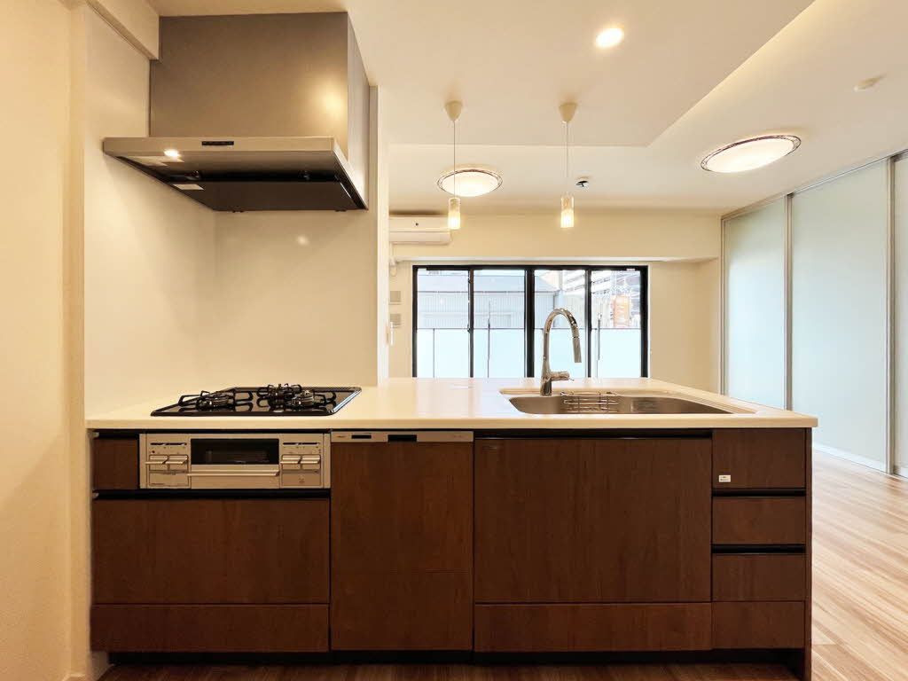 その他部屋・スペース　床、壁面の調和にこだわったリビングです。