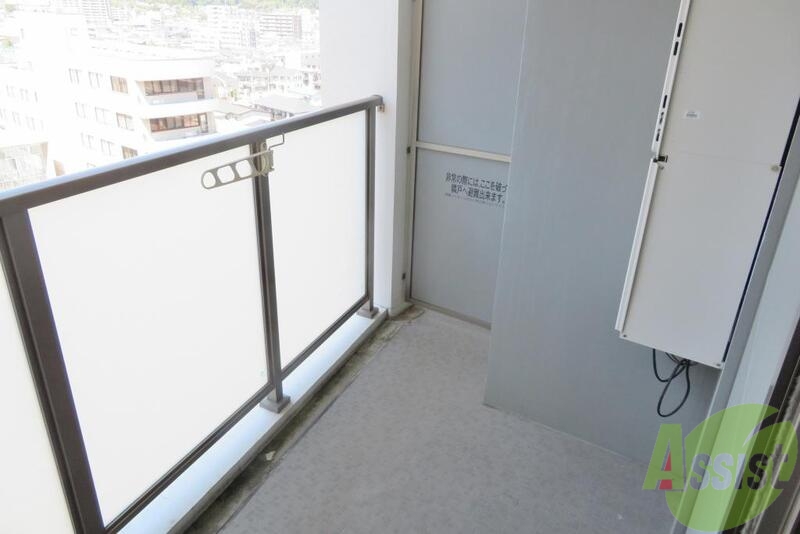 バルコニー　バルコニーには洗濯物もしっかり干せます。