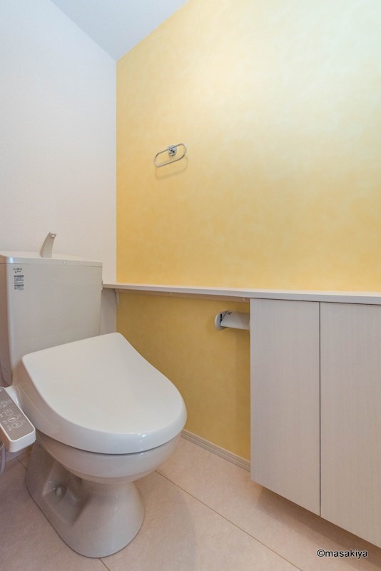 トイレ　トイレ　ウォシュレット付き