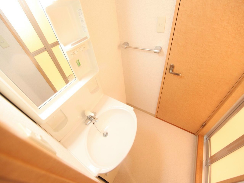 洗面設備　脱衣所　独立洗面台　収納スペース有