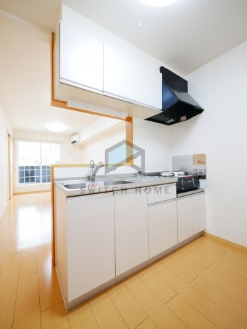 キッチン　コンパクトなキッチンで掃除もラクラク