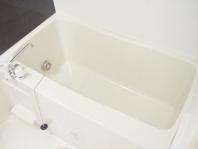 バス・シャワールーム　★追い焚き機能・浴室乾燥機★