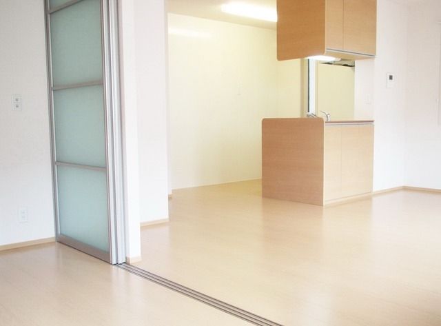 その他部屋・スペース　★洋室からリビング★