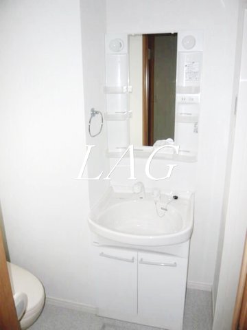 洗面設備　洗面台です。