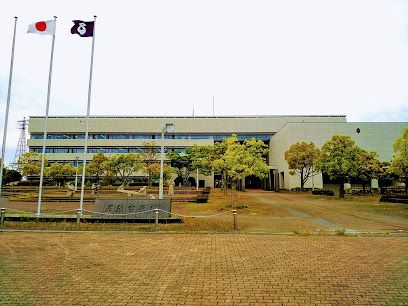 役所　名張市役所（役所）まで350m