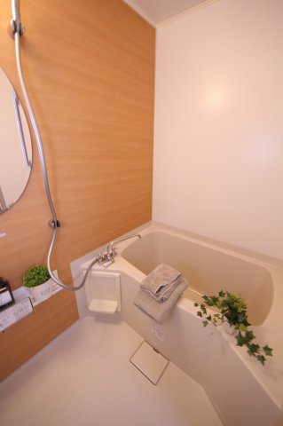 バス・シャワールーム　日々の疲れを癒すお風呂付です