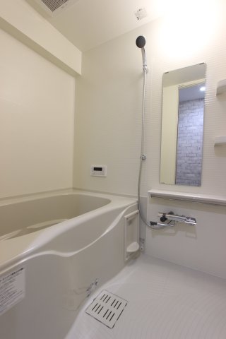 バス・シャワールーム　写真はイメージです。 色仕様は現状優先となります。