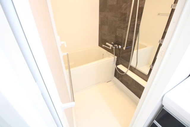 バス・シャワールーム　※別号室の参考写真です※